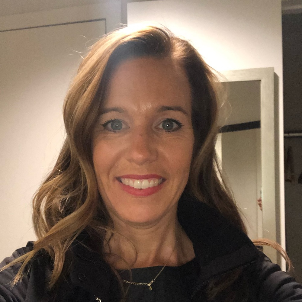 Meet your Posher, Lara